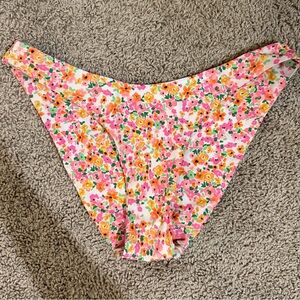 Kulani Kinis Floral Cheeky Bikini Bottoms Size Small